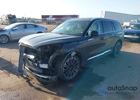 2023 Lincoln Aviator Black Label z USA, uszkodzony, nr VIN 5LM5J9XC2PGL12872